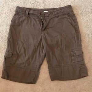 Women’s 15/16 M dark brown cargo Bermuda shorts